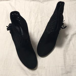 Jessica Simpson boots